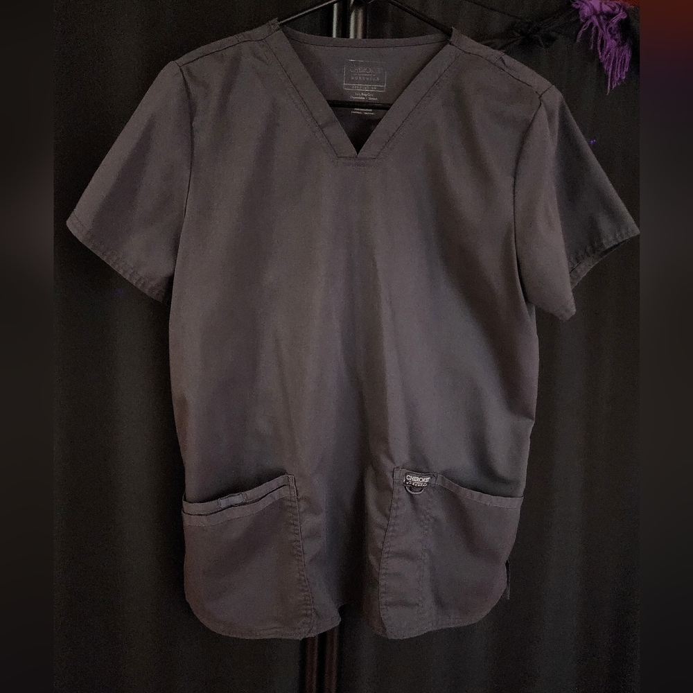 Cherokee gray scrub top